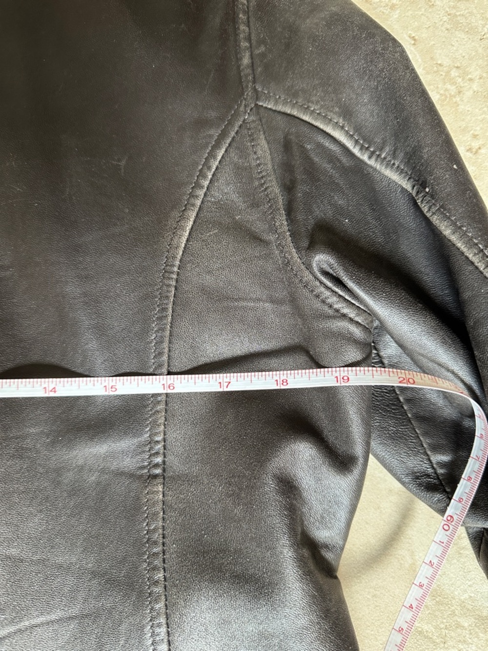 Liz Claiborne Classic Black Leather Jacket - Picture 4 of 16